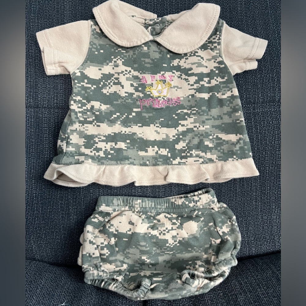 Army‎ Princess